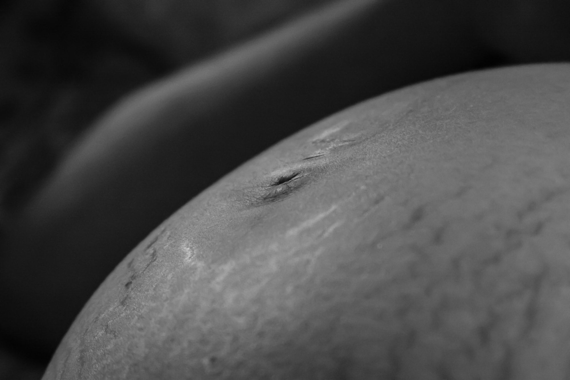 Stretch Marks, Moon Crater